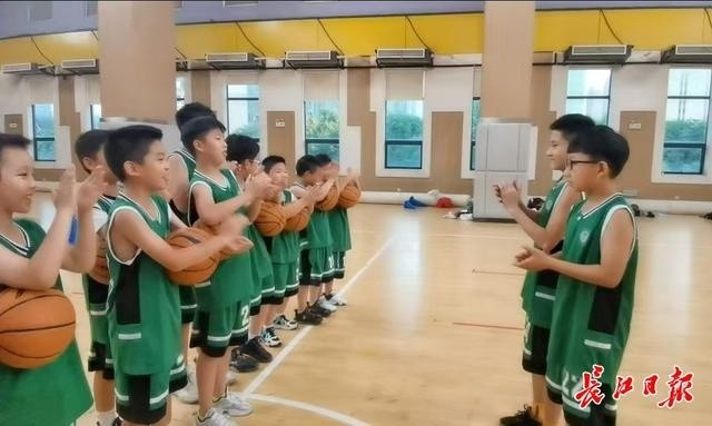 青少年大前锋如何进行高效训练?_1